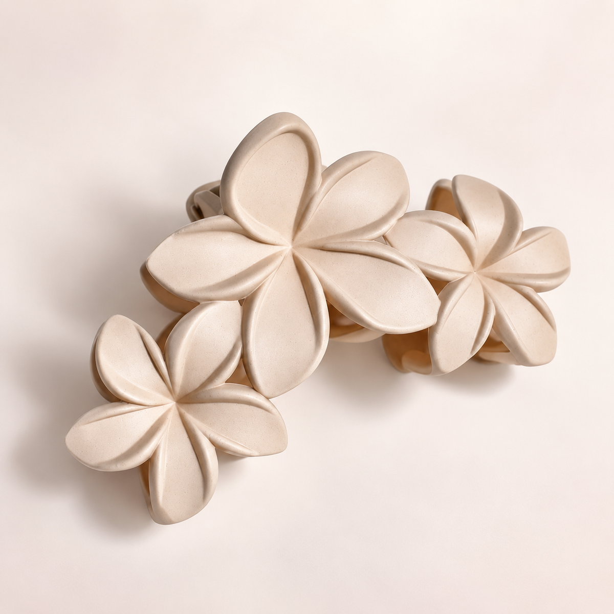 Blumen-Haarspange mit großen 3D-Blüten